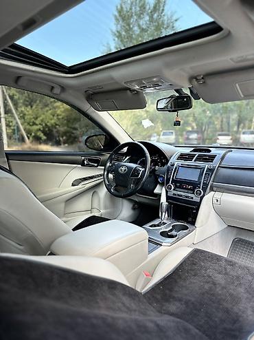 voxy noah: Toyota Camry: 2012 г., 2.5 л, Вариатор, Гибрид, Седан — 8