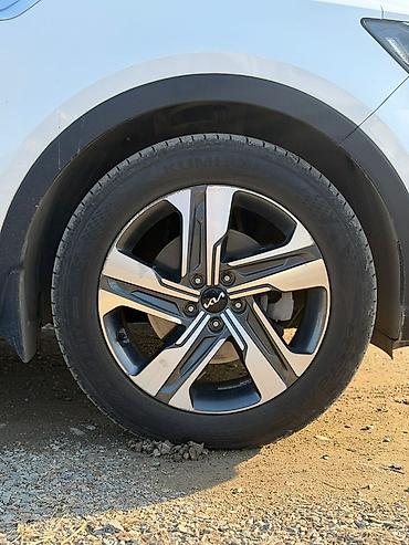 Kia: Kia Sorento: 2022 г., 1.6 л, Автомат, Гибрид, Кроссовер — 8