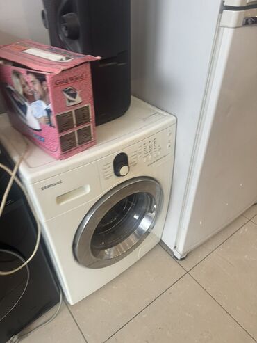 Soyuducular: 2 qapılı Samsung Soyuducu Satılır, rəng - Qara, Dispenserli — 8