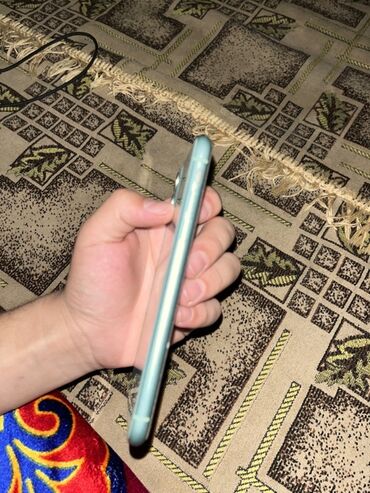 купить телефон айфон 11 бу: IPhone 11, Колдонулган, 128 ГБ, Жашыл, 73 %