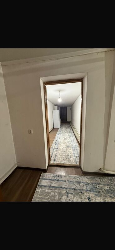 1 комнатная квартира на сутки в оше: 105 кв. м, 5 бөлмө
