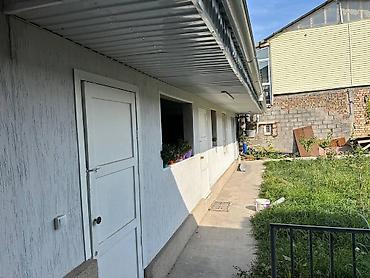 Продажа коттеджей и домов: Продаётся двухэтажный дом 200 м² в жилмассиве Ак-Орго Продаётся — 4