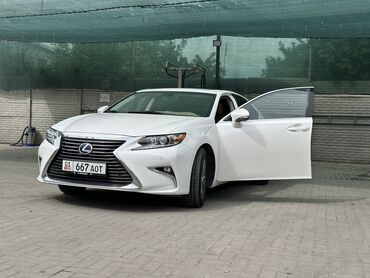 зимы: Lexus ES: 2016 г., 2.5 л, Вариатор, Гибрид, Седан