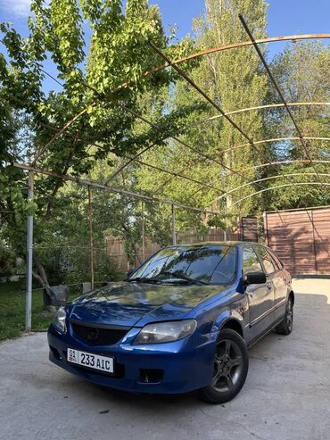 Mazda: Mazda 323: 2002 г., 1.6 л, Механика, Бензин, Хэтчбэк