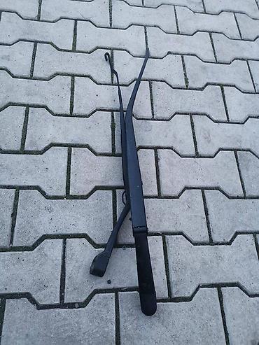 NOSACI METLICE BRISACA ZA HYUNDAI TUCSON OD 2002. DO 2010. GOD