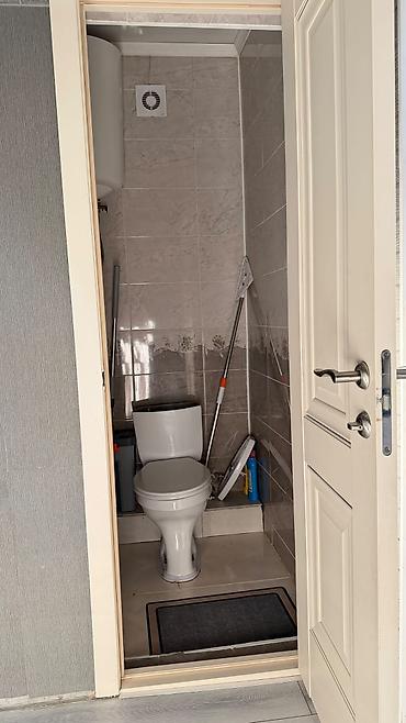 Продажа коттеджей и домов: 6 комнат и более, 210 м², 5 соток, Бишкек, Ак-Ордо ж/м Собственник — 21