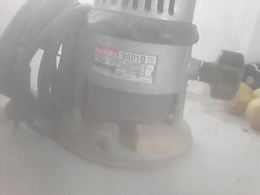 elektrik mişarı satılır: Makita elektrik alətləri dəsti - Makita 3601B frezə (router) - Giriş — 4