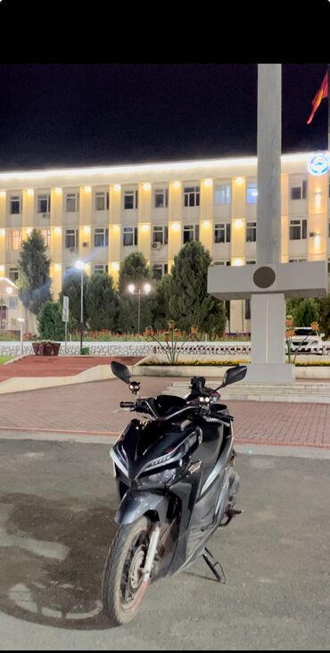 Скутеры: Скутер Honda, 150 куб. см, Бензин, Б/у