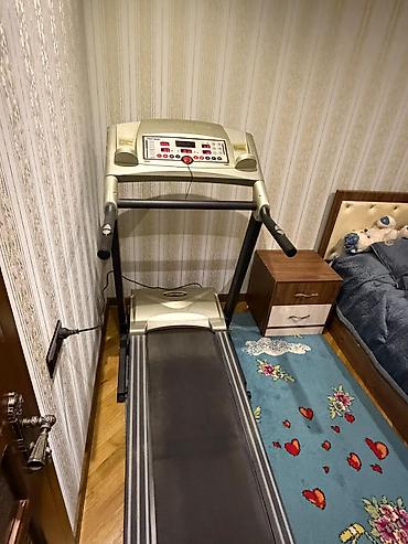 qaçış daroşkası: Elektrikli qaçış trenajoru – evdə kardio məşqləri üçün - Model — 4