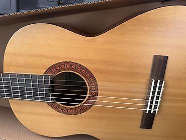 Ямаха Yamaha C40M, производство Индонезия, оригинальная