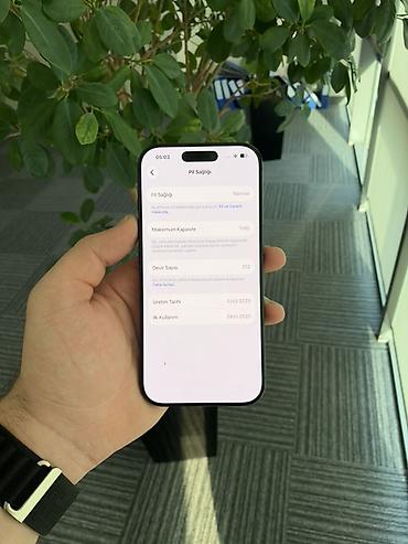 aux iphone: IPhone 17 Pro, 256 GB, Pacific Blue, Face ID — 2