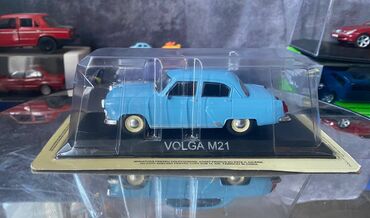 квартиры дуплекс: Коллекционная модель GAZ-M21 Volga light blue 1958 Altaya Scale