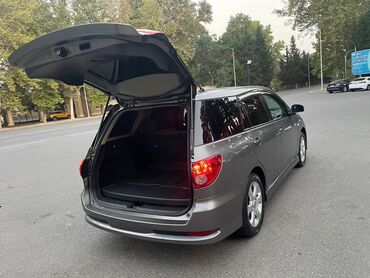 Nissan: Nissan Wingroad: 1.5 l | 2015 il Universal — 4