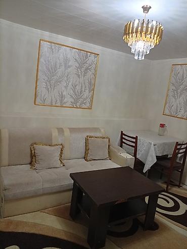 студия квартира: 2 otaqlı, mebellı kiçik mənzil (studia tipli) - Zal/istirahət guşəsi — 1