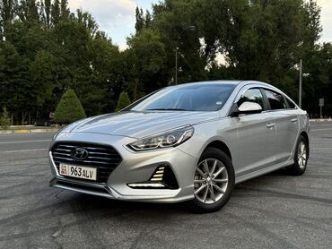 Hyundai: Hyundai Sonata: 2017 г., 2 л, Автомат, Газ, Минивэн