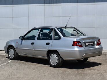 машина в караколе: Daewoo Nexia: 2015 г., 1.6 л, Механика, Газ, Седан