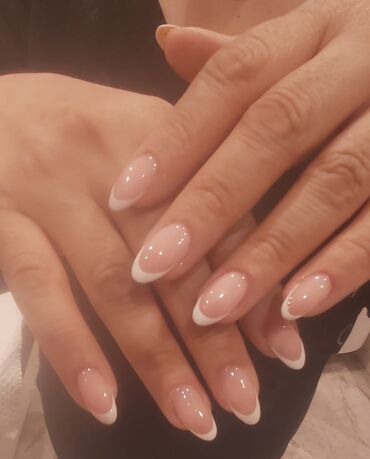 Manikür, pedikür: Manikür, Korreksiya, Dırnaq qaynağı, Tipsi, Salonda — 4