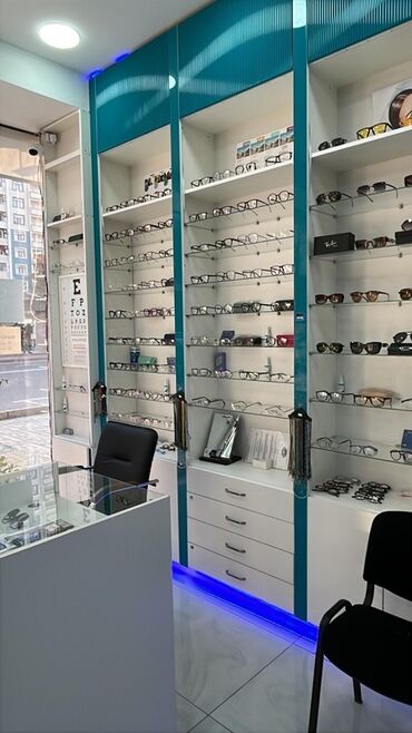 Aksesuarlar üçün vitrinlər: Eynək üçün, Yeni — 6