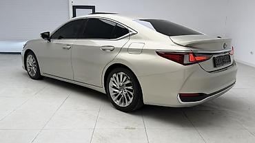 бампера на е34: Lexus ES: 2019 г., 2.5 л, Автомат, Гибрид, Седан — 7