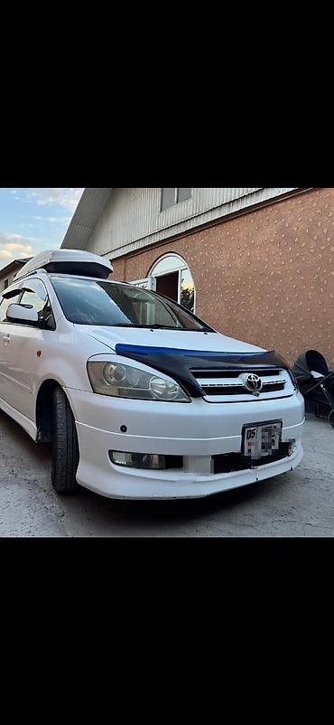 тайета ист: Toyota Ipsum: 2002 г., 2.4 л, Автомат, Газ, Минивэн — 1