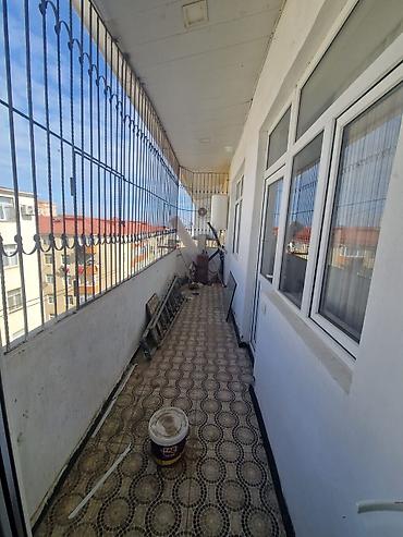 Yeni tikili: Mənzilin təsviri - Geniş, işıqlı zal: yumşaq pastel tonlarda divar — 4