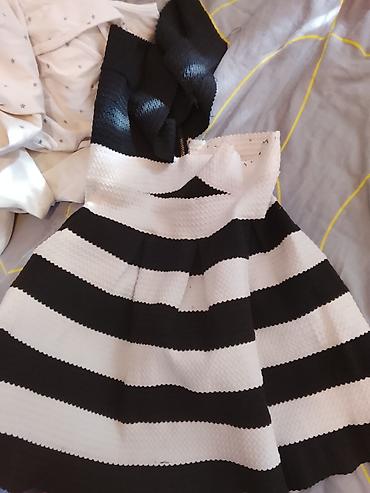 Отдам даром: Одежда для стройной девушки, размер платьев s кофты M куртка M-L — 5