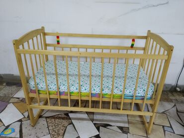 детскую кровать с качалкой: Манеж керебети, Кыздар үчүн, Балдар үчүн, Колдонулган