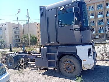 Тягач, Renault, 1999 г., Тентованный