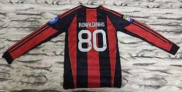 Спорт и отдых: Ac milan 10/11 sezonu forması Ronaldinho 80 nömrə (şortik daxildir) — 2