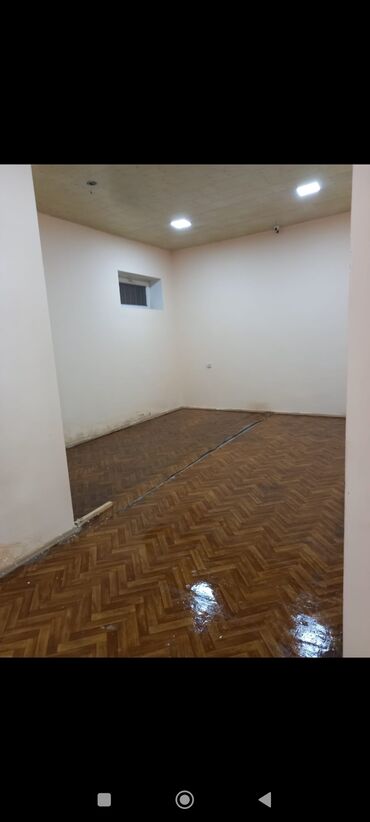 Mağazalar: SATILIR: Bina: 600 kv-dır. Sənədlər qaydasındadır. Ağdaş rayonu — 5