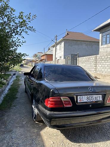 Mercedes-Benz E-Class: 1998 г., 2.4 л, Автомат, Бензин, Седан — 4