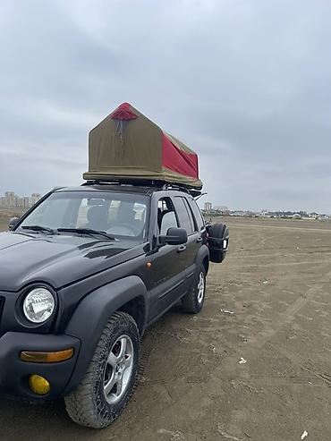 avtomobil diskleri: Jeep Liberty: 3.7 l | 2003 il 288000 km Ofrouder/SUV — 7