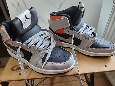 кеды 37: Продаю кроссовки Nike, 37 размер, привезли из Турции, размер не — 2