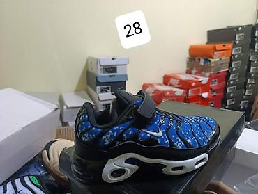 Patike: Akcija
2850 din — 18