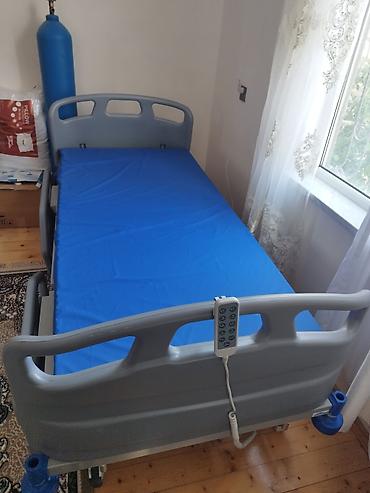 Salon, tibbi mebel: Elektrikli tibbi çarpayı – çoxfunksiyalı, pultla idarə olunan — 1