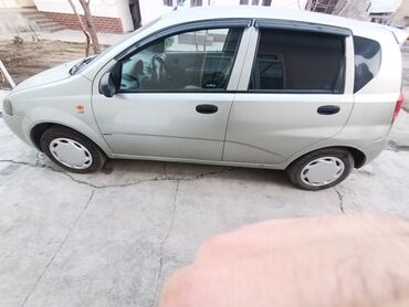 Daewoo: Daewoo Kalos: 2004 г., 1.2 л, Механика, Бензин, Хэтчбэк — 3