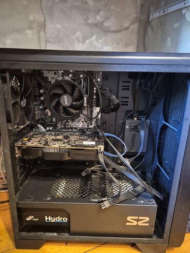сотовый телефон fly ezzy 5: CPU: Amd Ryzen 3 3100 GPU: Rx 560 Ram: 8gb 2666 Mhz PSU: FSP 120W