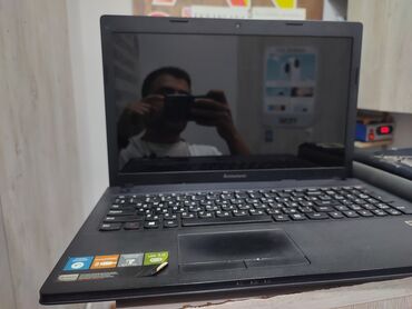 Настольные ПК и рабочие станции: Lenovo noutbuk - Ekran: 15.6" - Klaviatura: tam ölçülü, ədəd bloklu -
