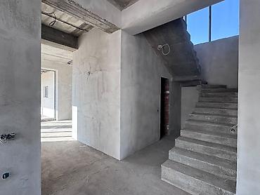 участок в чолпон ата: 🏡Продается двухэтажный дом в с. Арашан 📍Отличное расположение-всего — 4