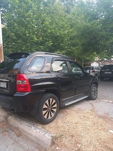 disk kalpaklar: Kia Sorento – benzinli, avtomatik transmissiyalı SUV. Xüsusiyyətlər — 4