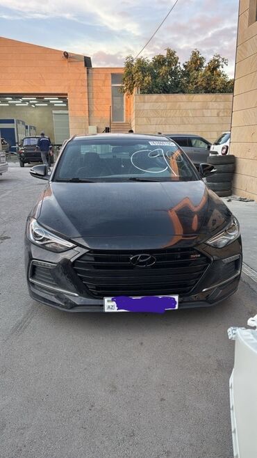 Radiatorlar: Elantra sport 2017 qabaq patpiresi satılır. Heç bir vuruğu, çatı