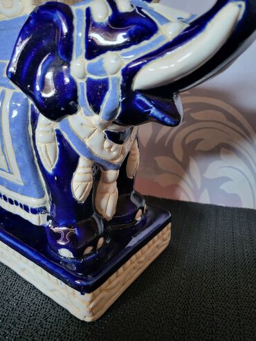 Figure: Figura, bоја - Šareno, Novo — 2