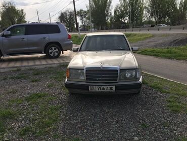 ауди 100 1990: Mercedes-Benz W124: 1990 г., 2.3 л, Механика, Газ, Седан