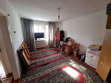 Продажа квартир: 1 комната, 30 м², 104 серия, 4 этаж, Старый ремонт