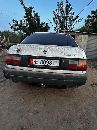 авто в кыргыстане: Volkswagen Passat: 1989 г., 1.8 л, Механика, Бензин, Седан — 4