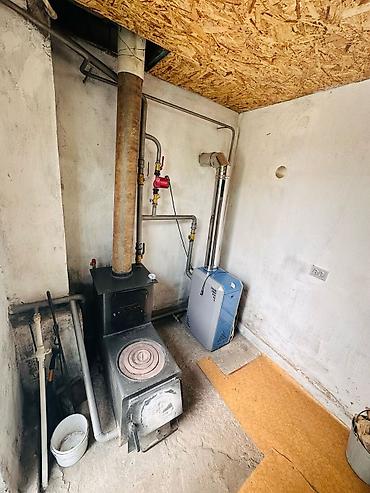 Продажа коттеджей и домов: Продам дом в отличном месте в центре села ленинское, 200метров от at lalafo.kg — 16 Продажа коттеджей и домов: Продам дом в отличном месте в центре села ленинское, 200метров от — 16