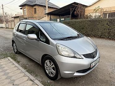 Honda: Honda Fit: 2008 г., 1.3 л, Вариатор, Бензин, Хэтчбэк — 1