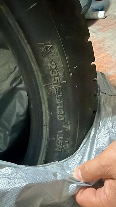 Шиналар: Зимние шины без шипов, комплект из 4 шт. Размер: 235/55 R20 Индекс — 2