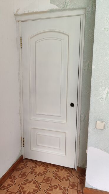 токмок шифонеры: Жабык ички эшик, Жыгач, түсү - Ак, 2000 * x 600 см, Колдонулган