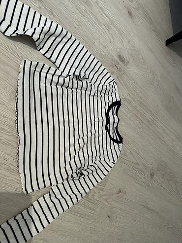 Dəstlər, kostyumlar: Bluzların her biri yeni kimidir 1 2 defe geyinilib her birini olduqca — 5